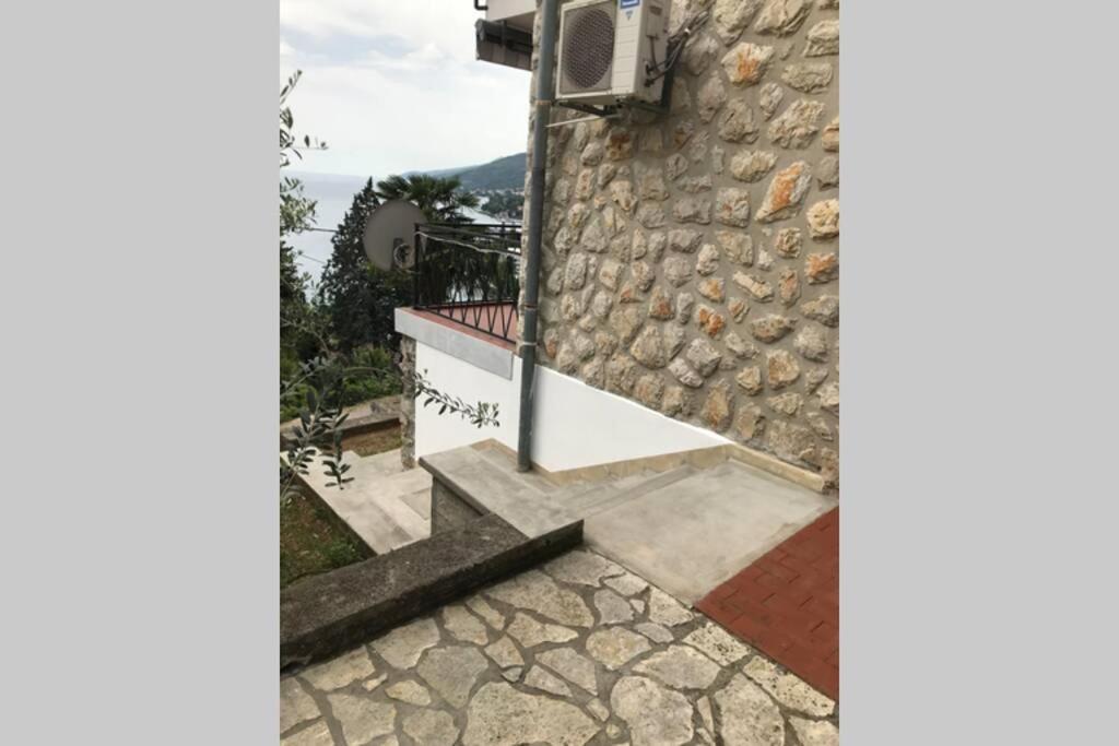 Breathtaking Sea View App For 2+1, Bbq ...... Leilighet Opatija Eksteriør bilde